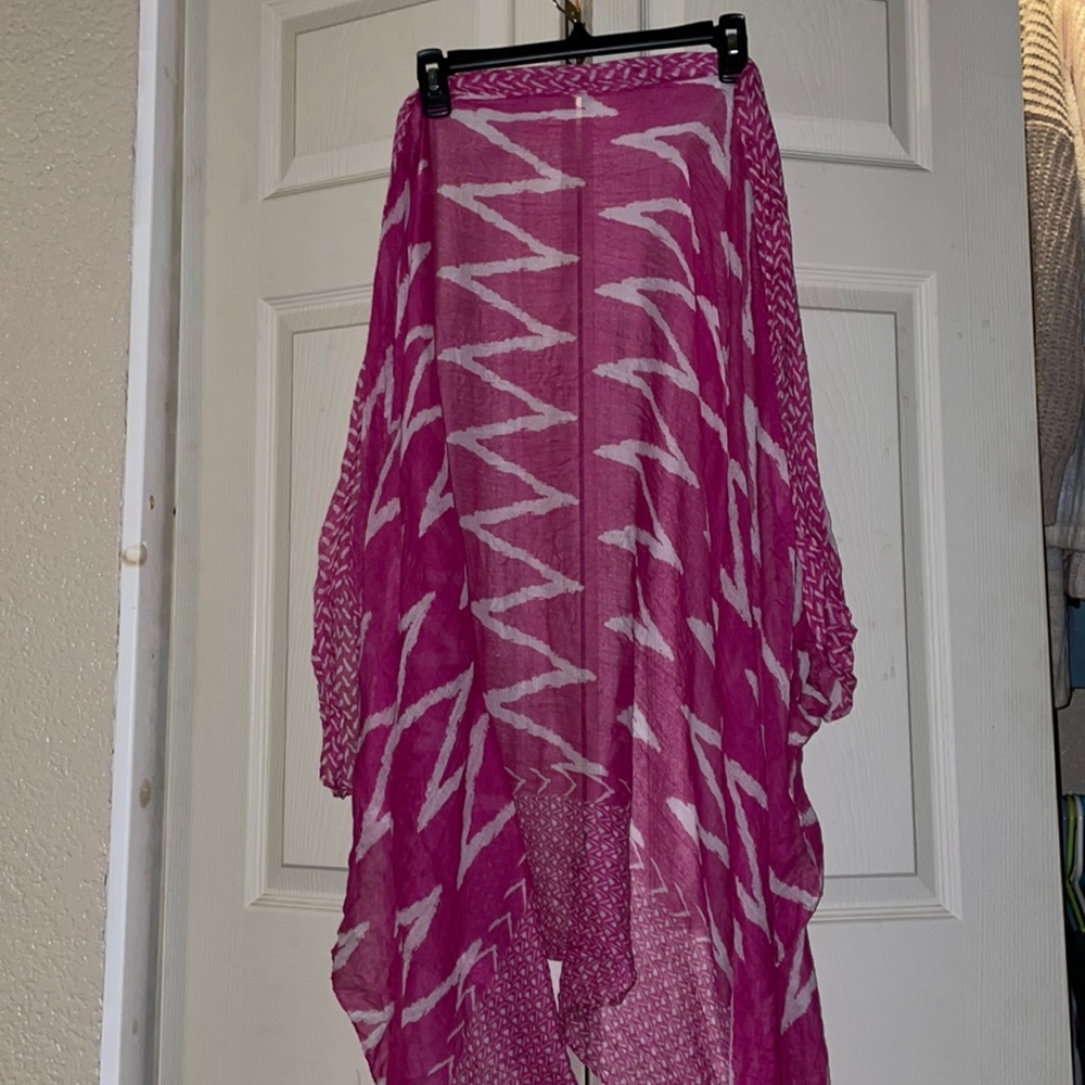 Pink & white scarf